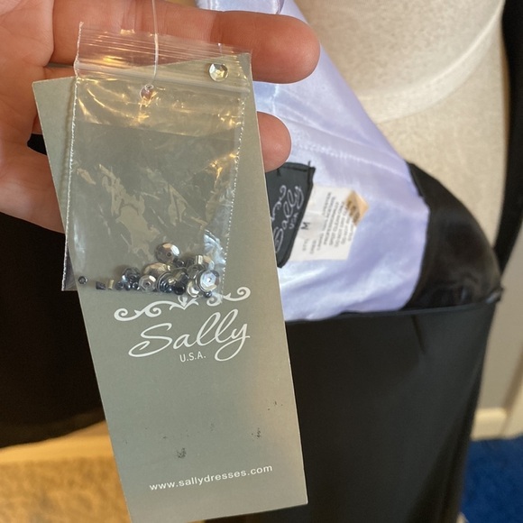 NWT SALLY USA THE SALLY DRESS,STRAPLESSOR 1 STRAP, BEADED BUST, beautiful SZ6/8 - Picture 13 of 16